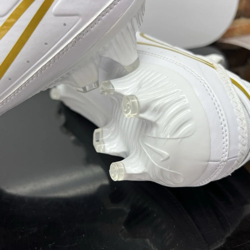 Nike Huarache 9 LAX SAMPLE White Gold Lacrosse Cleats FD0090-100 Men Size 8